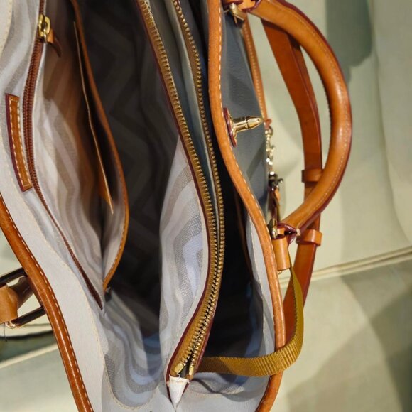 Dooney & Bourke Gray Large Shelby Shopper - Picture 9 of 16